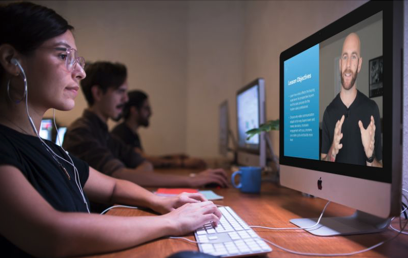 How to Grow a Digital Marketing Agency (with Coaching Services)