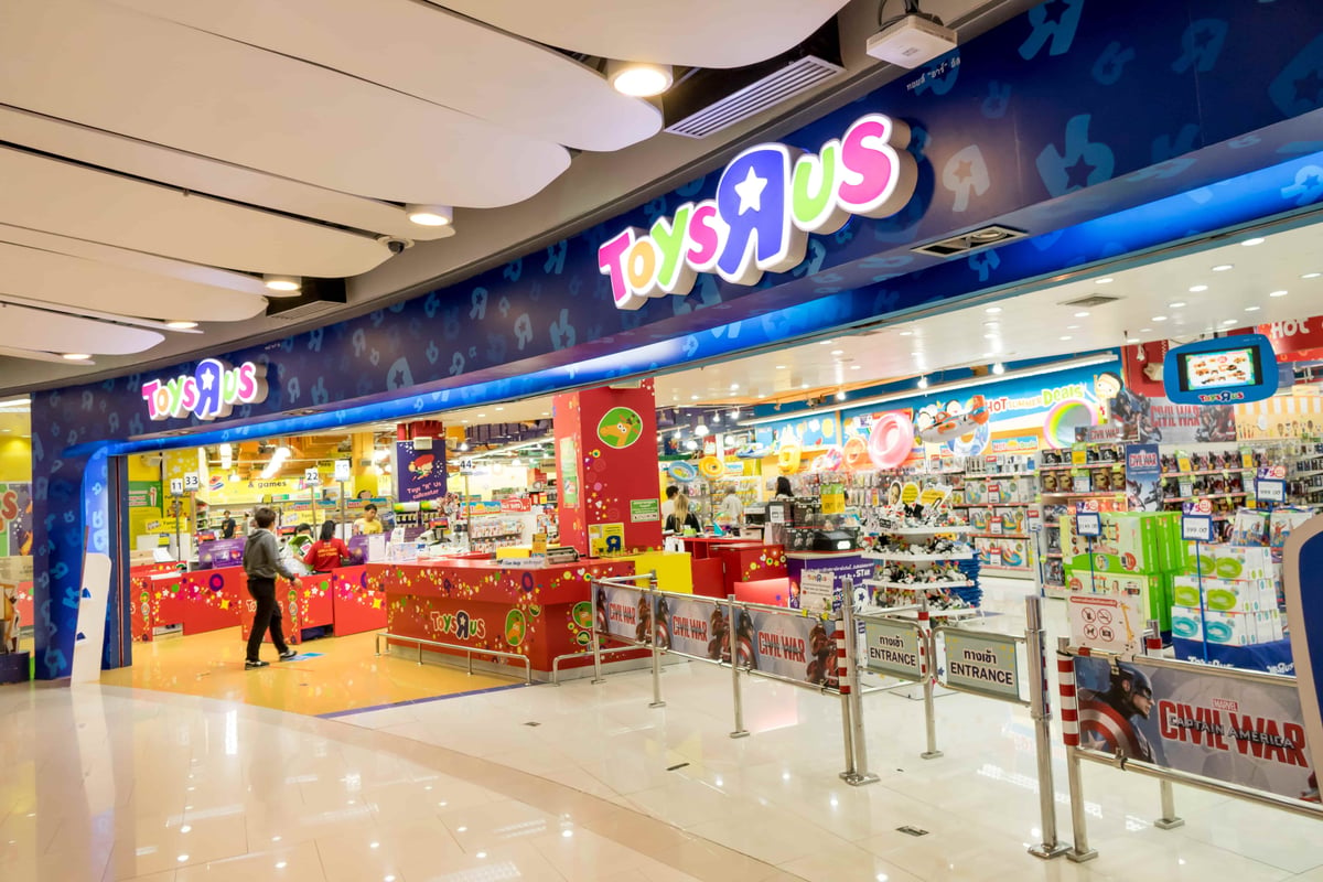 Toy-R-Us attempts reinvention to match new consumer trends