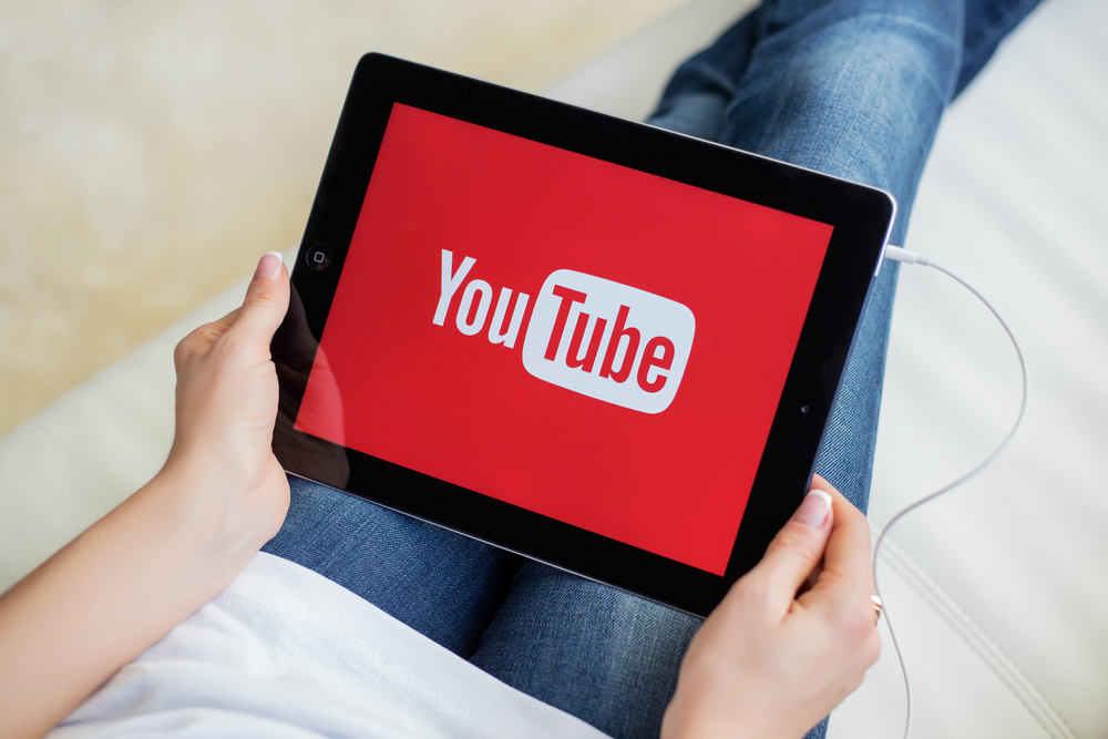 YouTube's top stats for 2020 tell who’s watching what, when [Infographic]