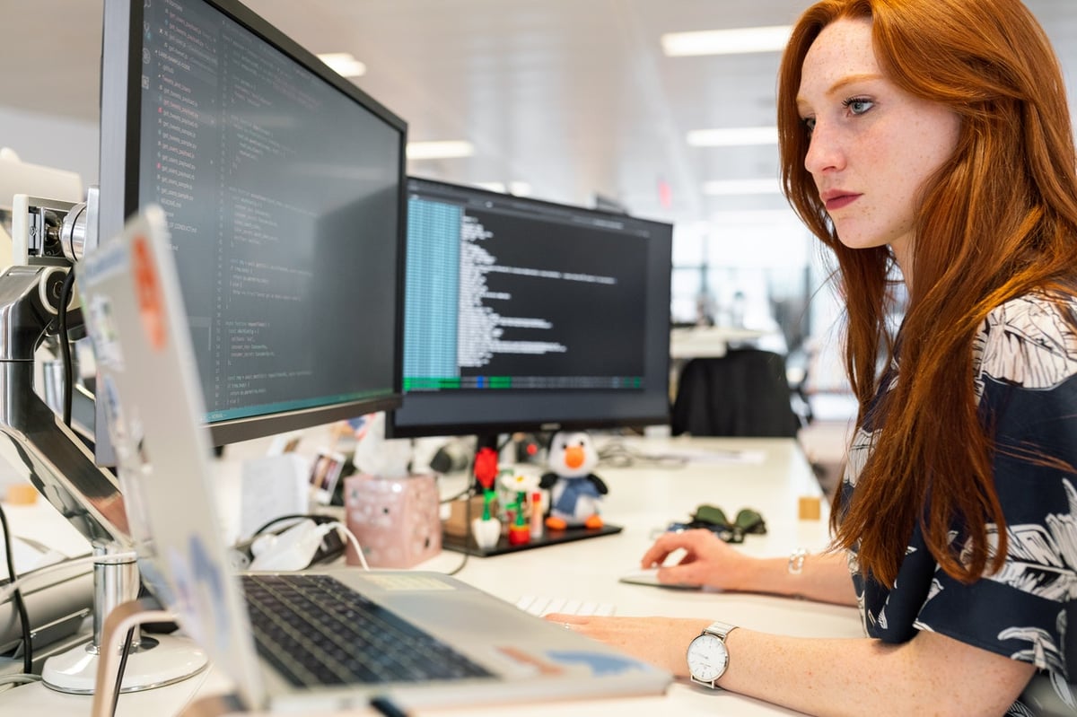 What kind of in-house website specialist do we need? (+ free job description template)