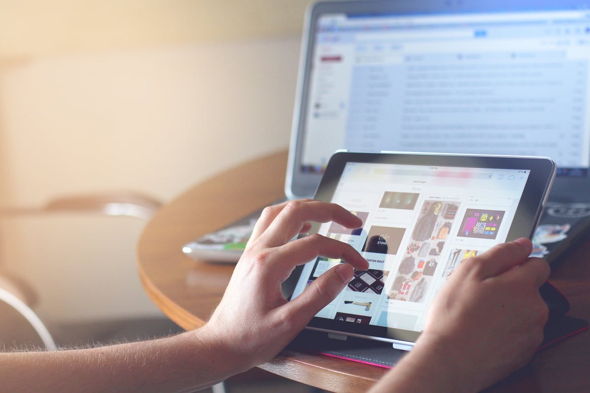 Stream Display Ads