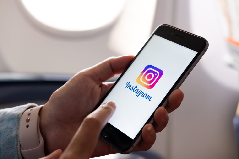Is Instagram Testing an “Orders” Story Sticker?