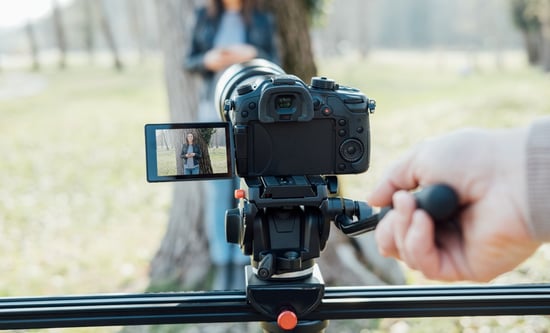 Should You Buy a DSLR Camera in 2019? (4 Reasons Why You Shouldn't)